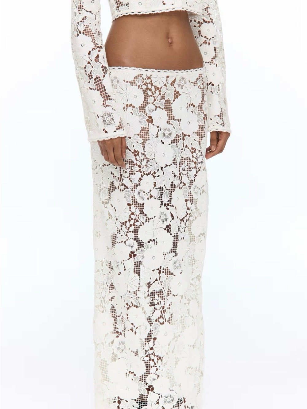 Livia Nunes x H&M collab Floral Lace Maxi Skirt
